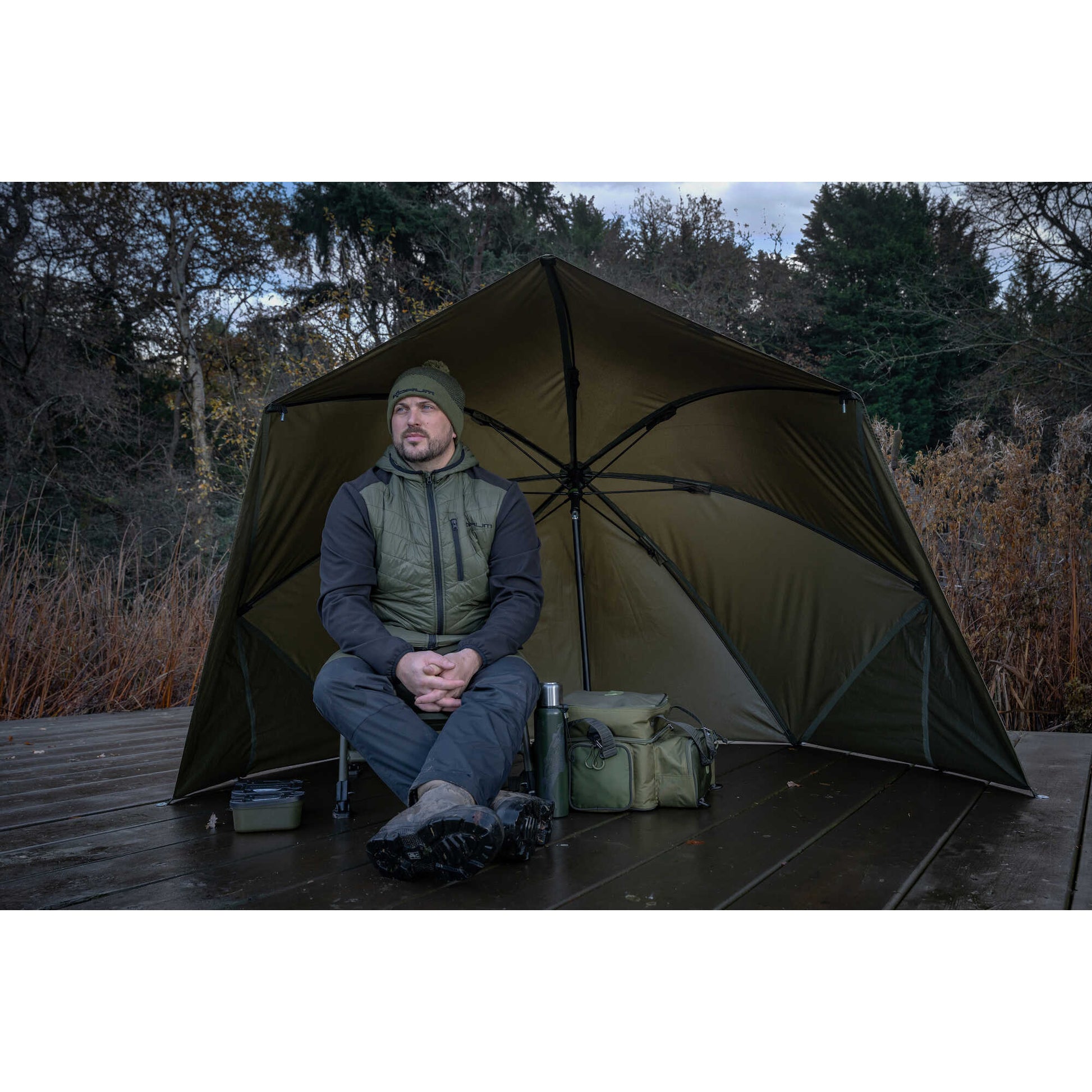 Adapost Tip Umbrela Korum Progress Graphite Brolly 140x210cm  