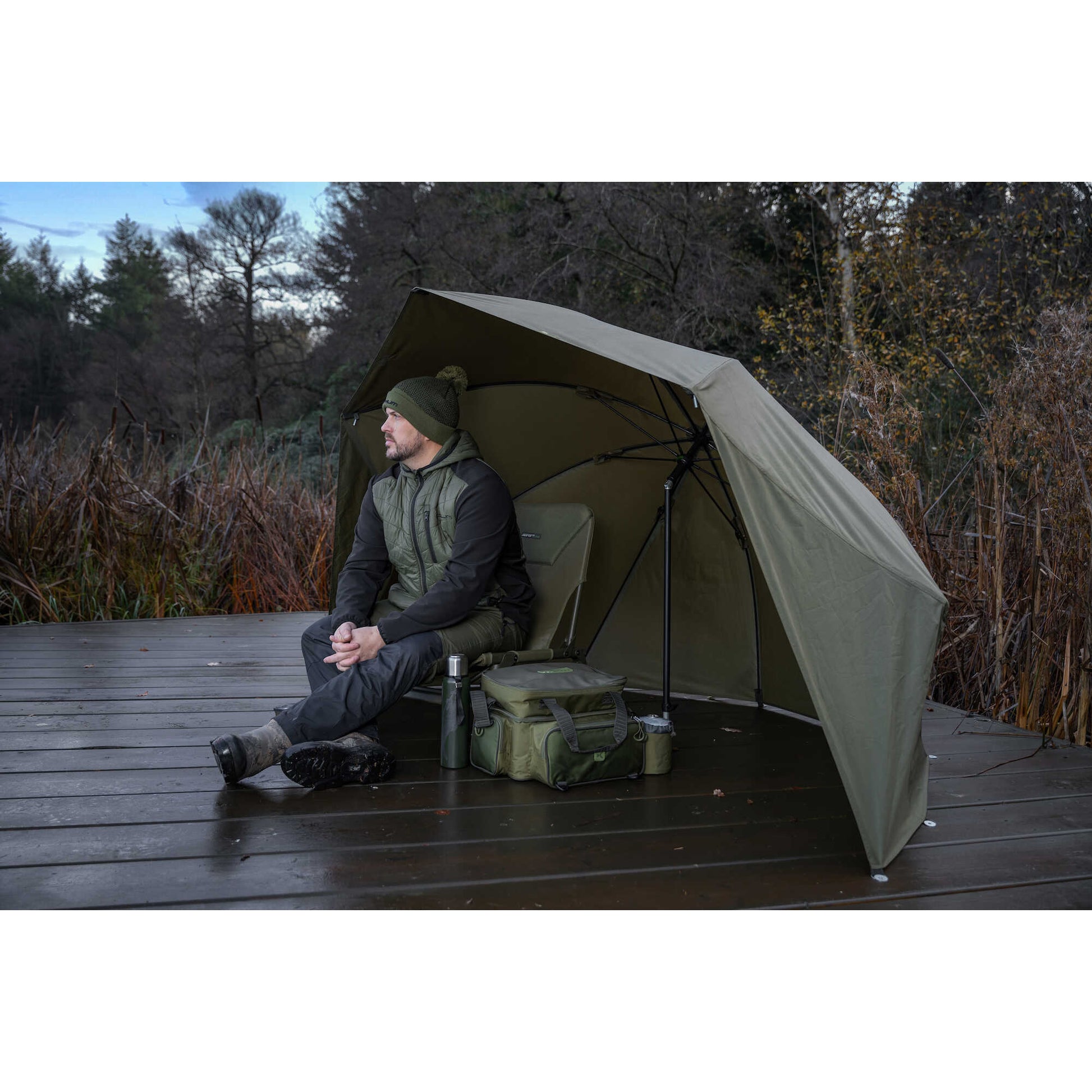 Adapost Tip Umbrela Korum Progress Graphite Brolly 140x210cm  