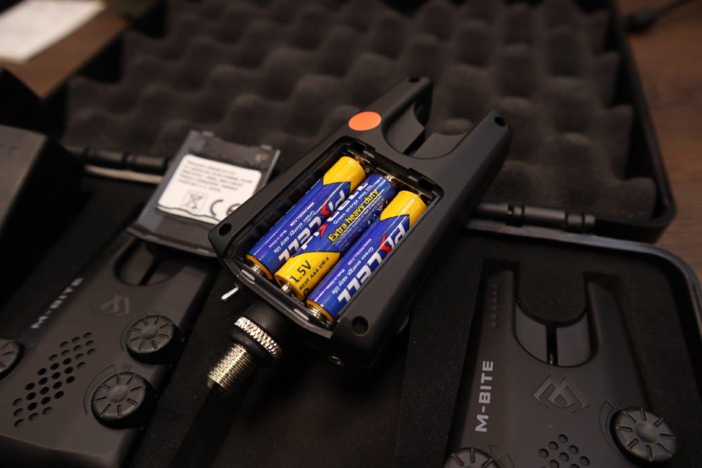 Avertizor Electric Mikado Bait Indicator M-Bite Galben