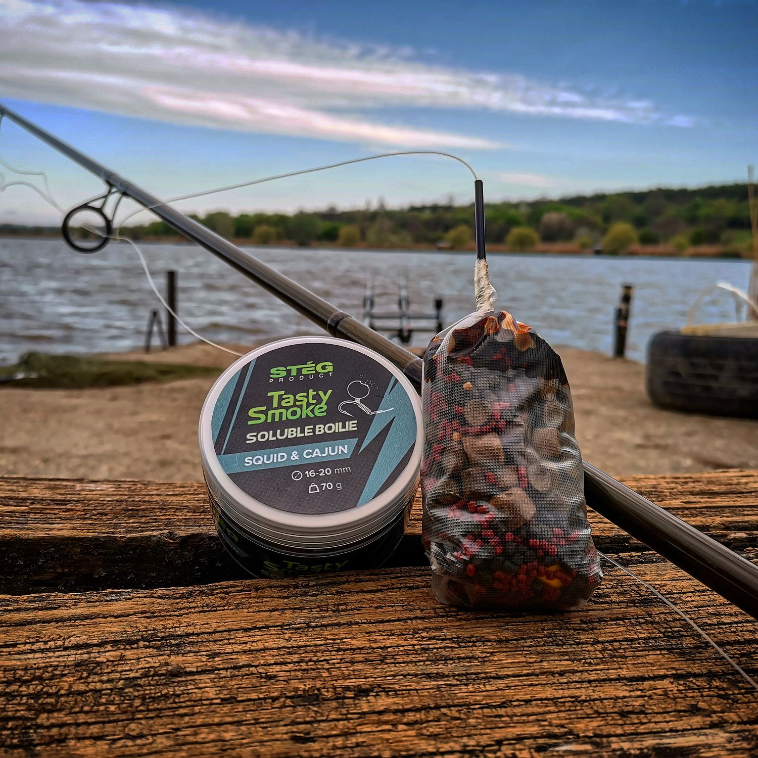 BOILIE STEG SMOKE SOLUBLE 10-12MM 70G SQUID-CAJUN