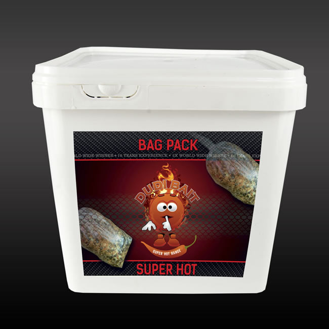Bag Pack Dudi Bait Super Hot, 2.5kg Amestec Nada + 1 Flacon 250ml Atractant Lichid
