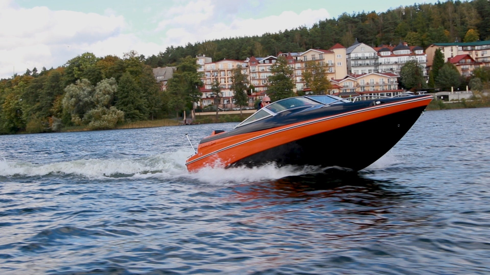 Barca Cortina 620 Sport Fara Motor, 620x256x130m