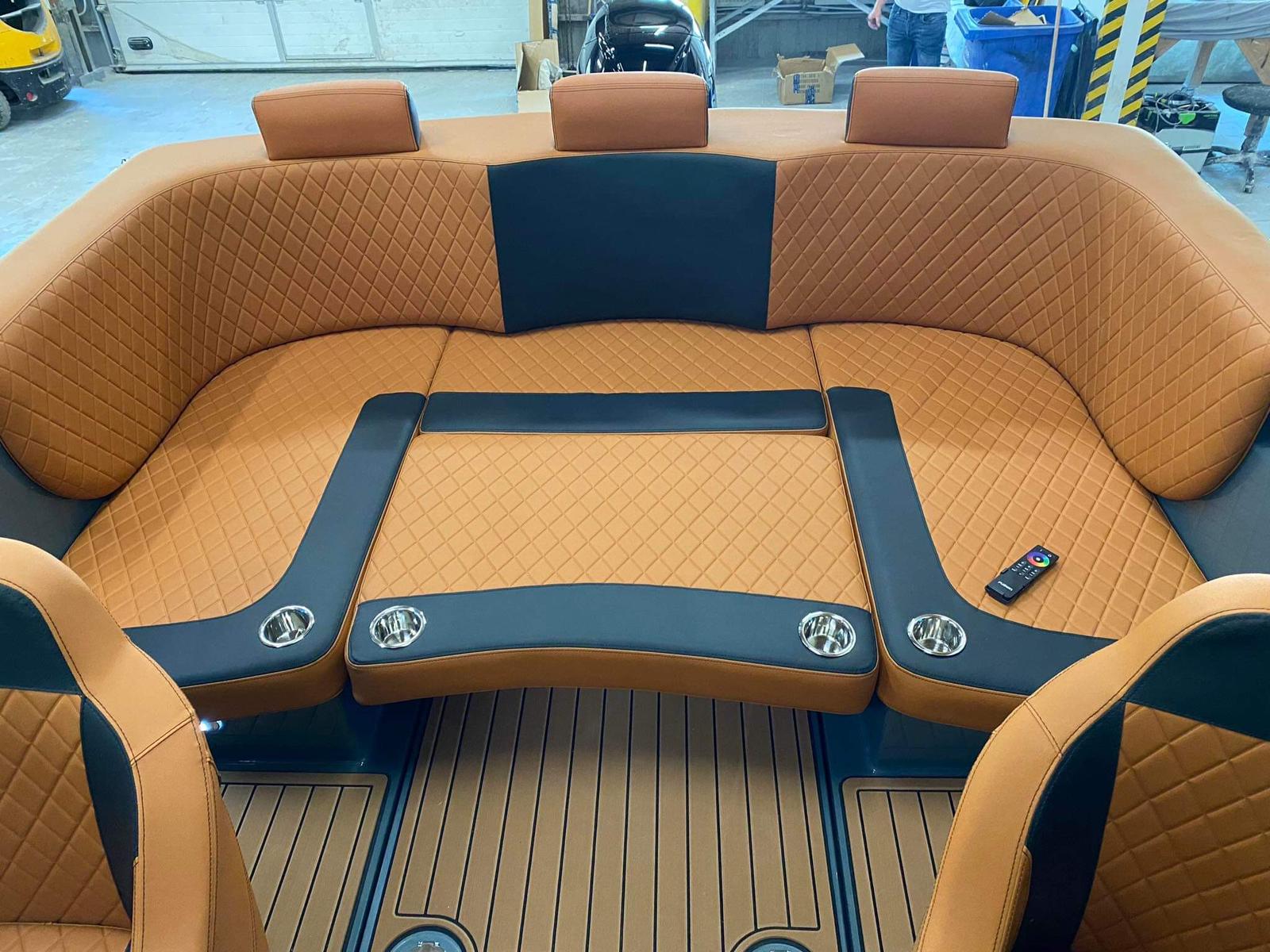 Barca Cortina 620 Sport Fara Motor, 620x256x130m