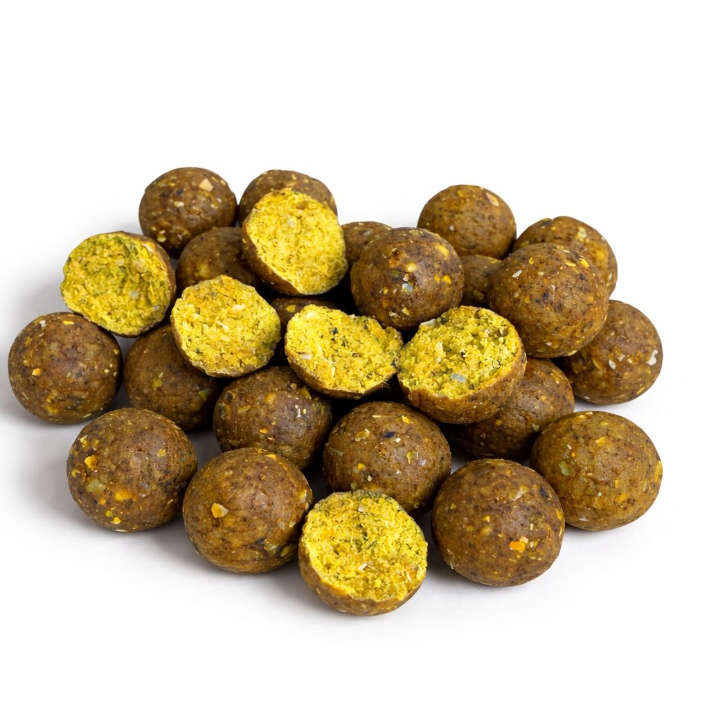 Boilies BUCOVINA Semisolubile, Scopex &amp; Banana, 18mm, 3kg