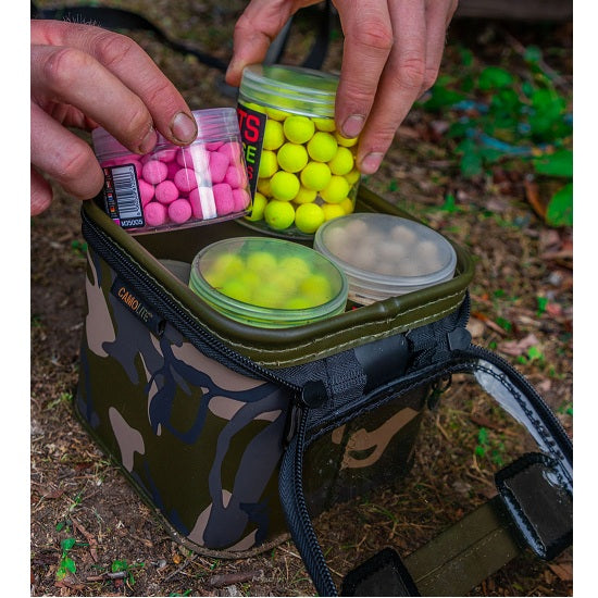 Borseta Fox Aquos Camo Bait Storage Medium Plus 17cm x 17cm x 13cm