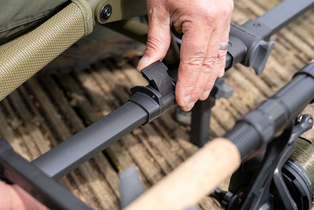 Brat Korum XS Rod Support Feeder Arm, Black