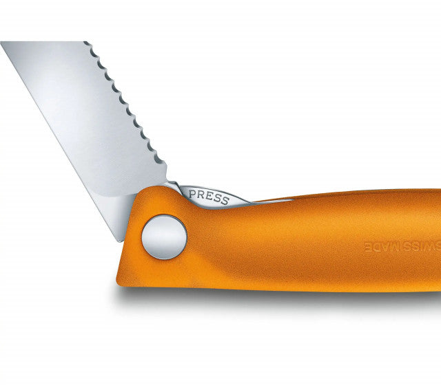 Briceag Cutit Pliabil Victorinox, Swiss Classic Paring Knife, Lama Zimtata 11cm, Portocaliu