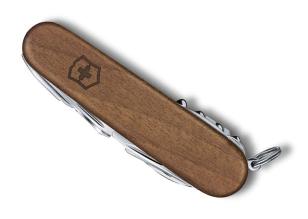 Briceag Multifunctional Victorinox SwissChamp Wood, Lemn Nuc, 9.10cm