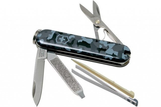Briceag Victorinox Classic SD, Navy camo - 0.6223.942
