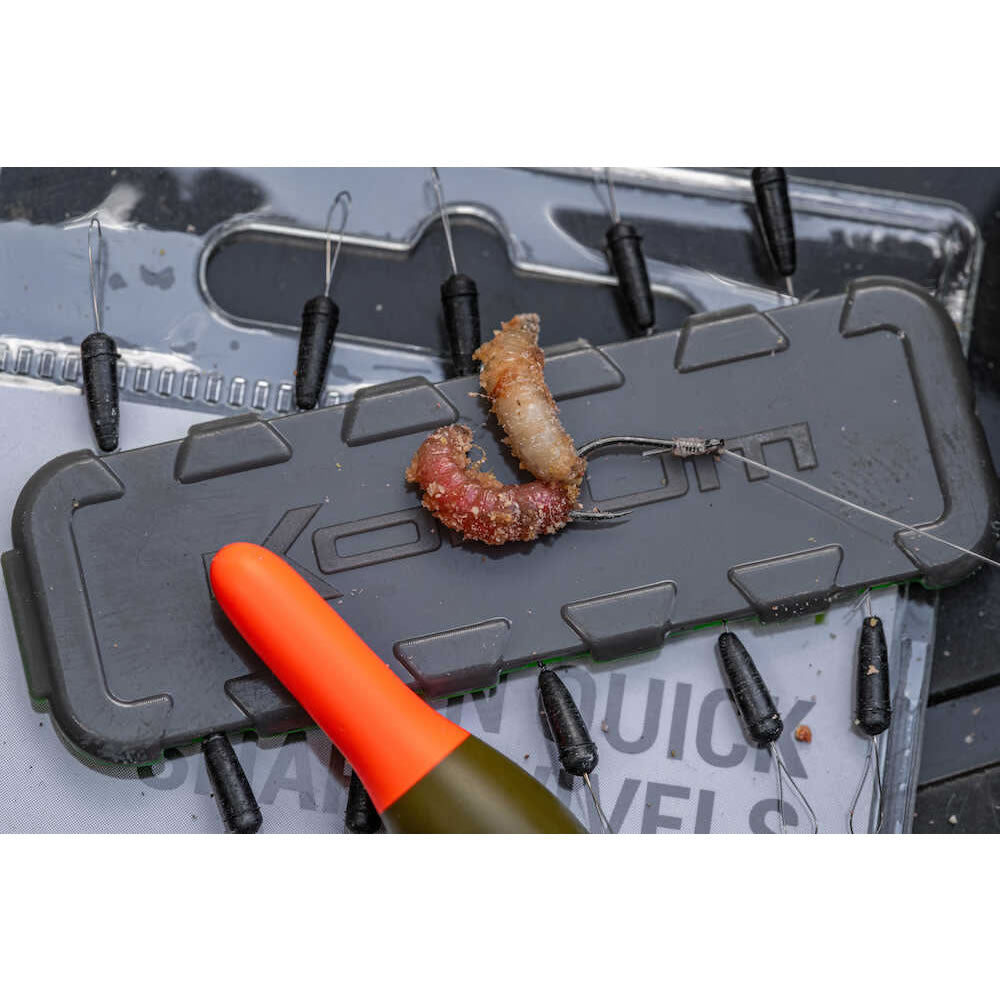 Carlige Legate Korum Xpert Maggot Barbed Hooks to Nylon Nr.16, 30cm, 0.15mm, 4lb, 8buc/pac