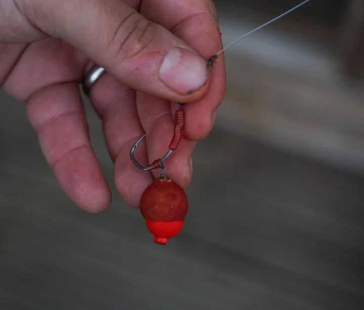 Carlige ONE MORE CAST Tackle Lock Hook Barbed, Nr.8, 10buc/pac