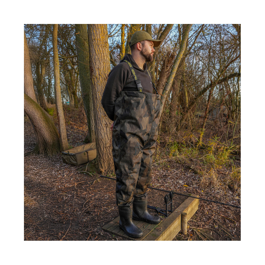 Cizme Piept AVID CARP Distortion Dark-Camo Chest Waders, Marime 41