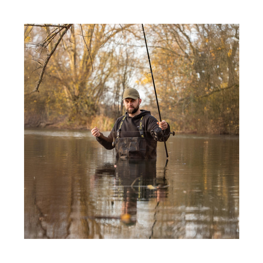 Cizme Piept AVID CARP Distortion Dark-Camo Chest Waders, Marime 45