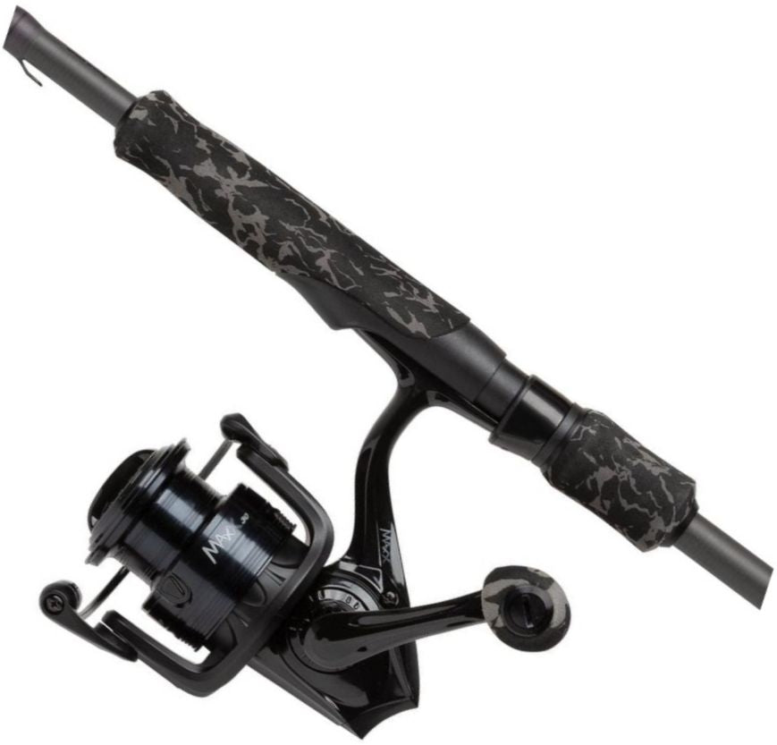 Combo Abu Garcia Max X Black Ops Spinning 702M, 10-30g, 2.13m, 2seg