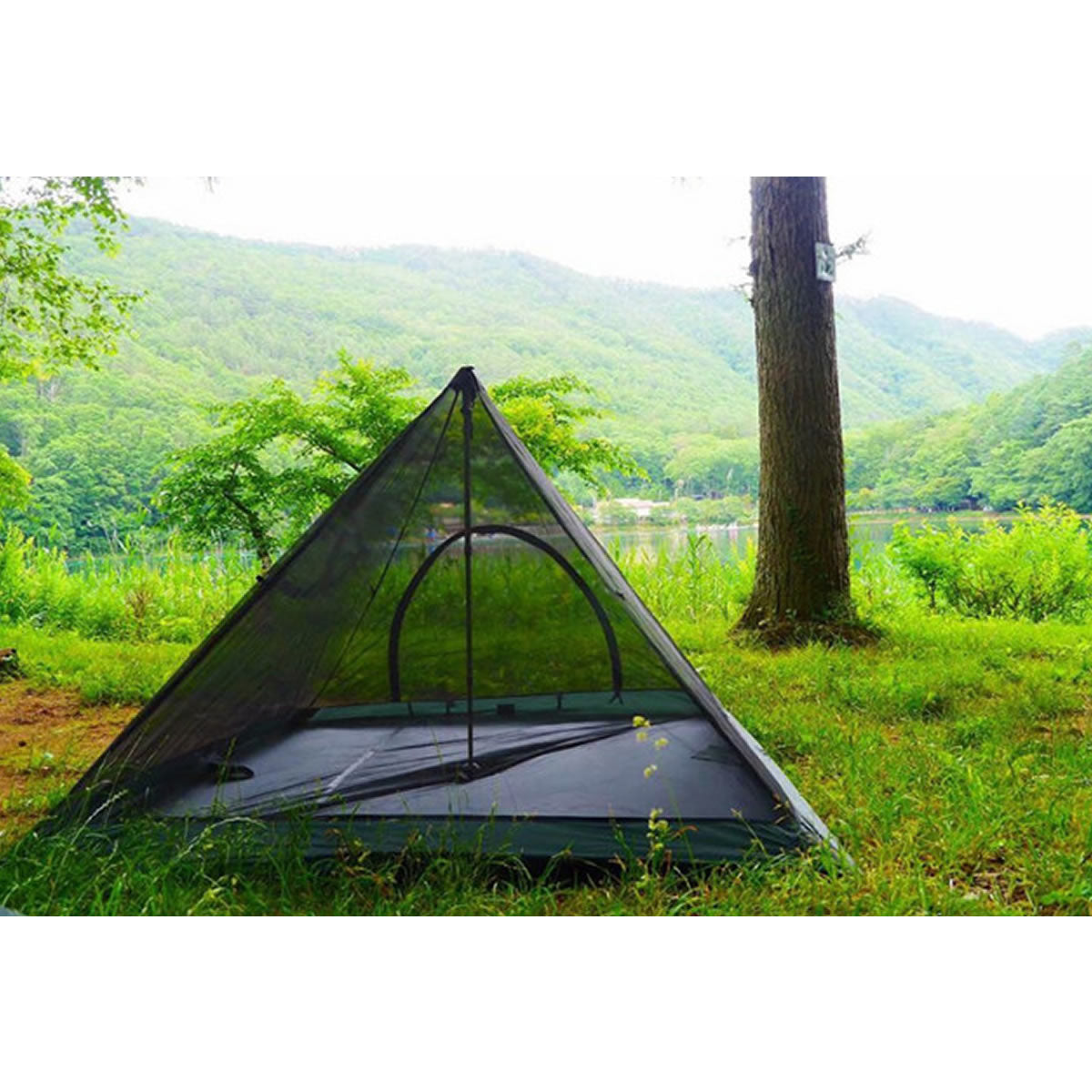 Cort 1 Persoana cu Plasa Anti Insecte DD SuperLight Pyramid