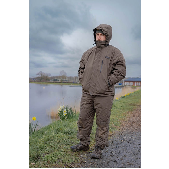 Costum de Iarna Avid Carp Arctic 50 Suit