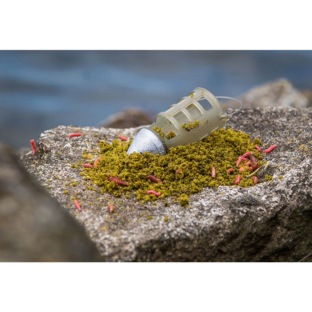 Cosulet Matrix Plastic Orbit Feeder Small