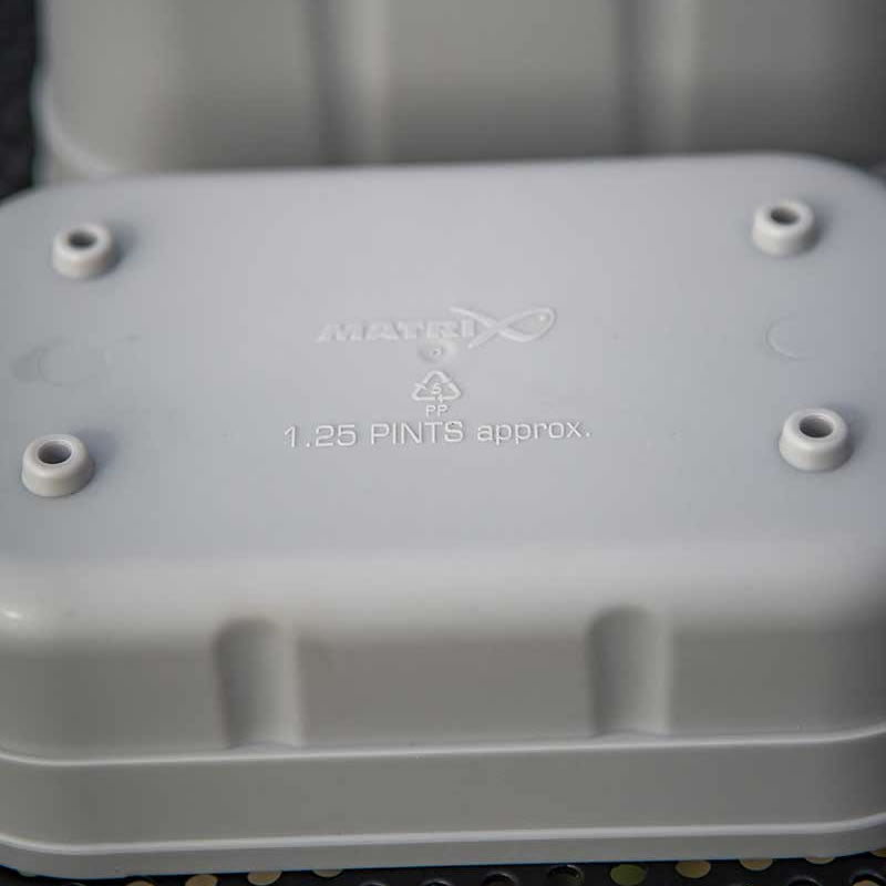 Cutie Momeala MATRIX Air Lock Bait Tub 2.00pts