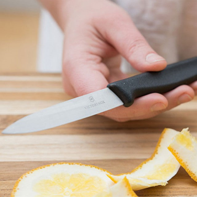 Cutit Bucatarie Victorinox, Swiss Classic Paring Knife, Lama 8cm, Negru
