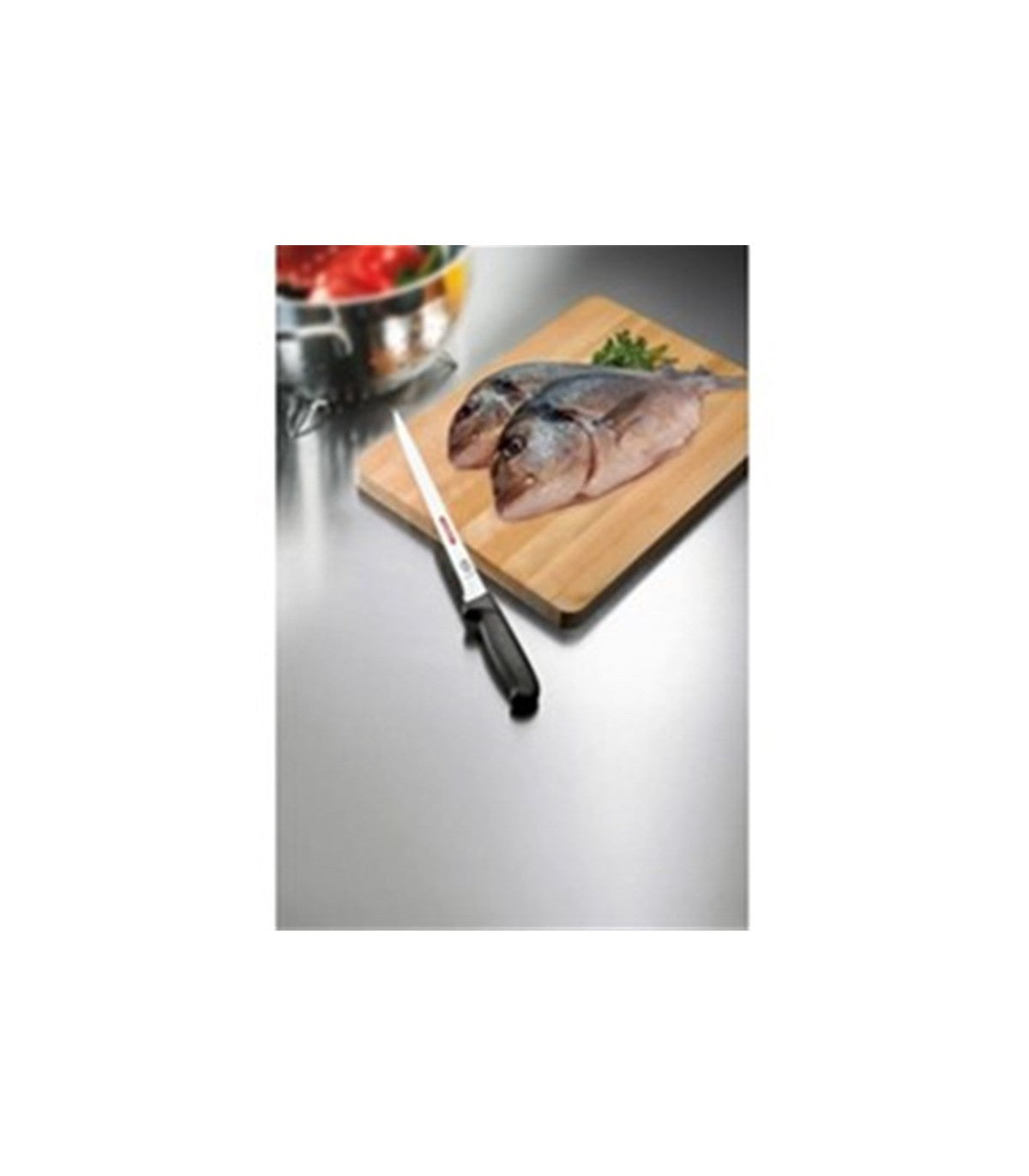 Cutit Filetat Victorinox Swiss Classic, Lama Flexibila 20cm, Negru, Cutie Cadou