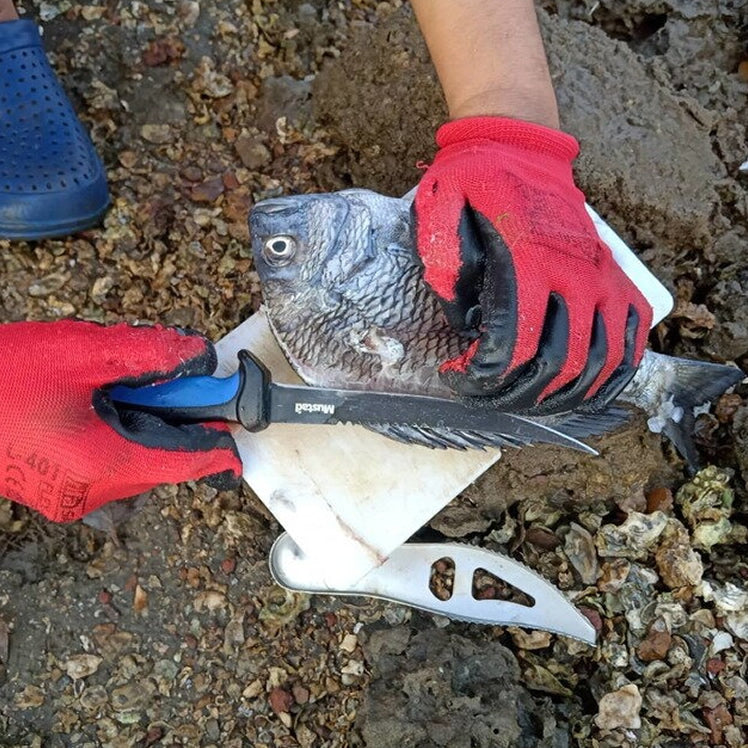 Cutit MUSTAD pentru Filetat, Lama Teflonata 17.8cm + Teaca