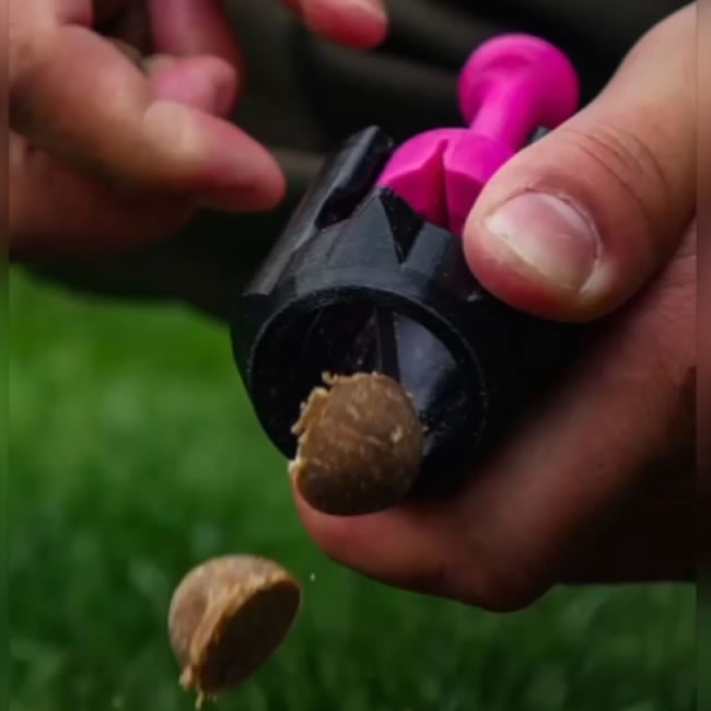 Dispozitiv pentru Taiat Boilies PVA Hydrospol Hack