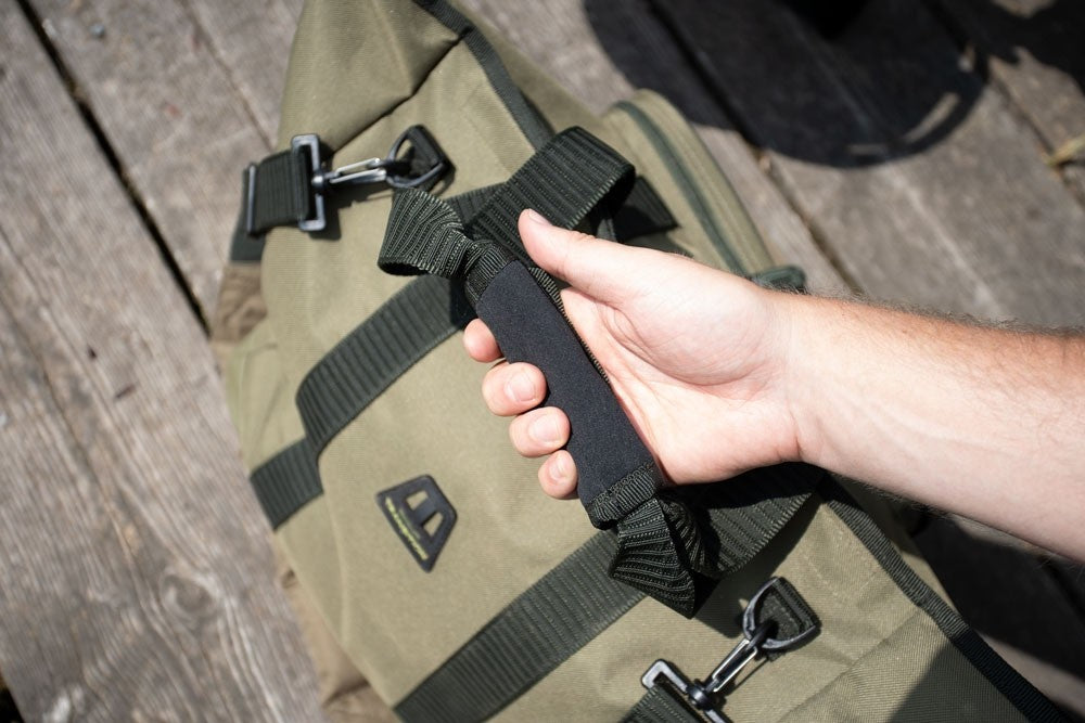 GEANTA KORUM TRANSITION BAIT &amp; BITS BAG 40X28X39CM