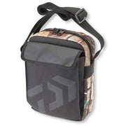 GEANTA UMAR DAIWA NEAGRA/CAMO S 19X26X8CM  