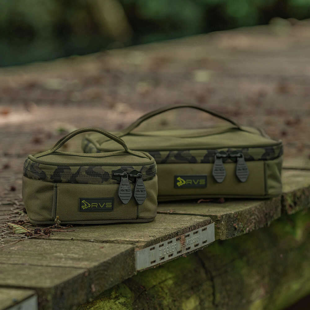 Geanta Accesorii Avid Carp RVS Accessory Pouch Medium, 16x8x10cm