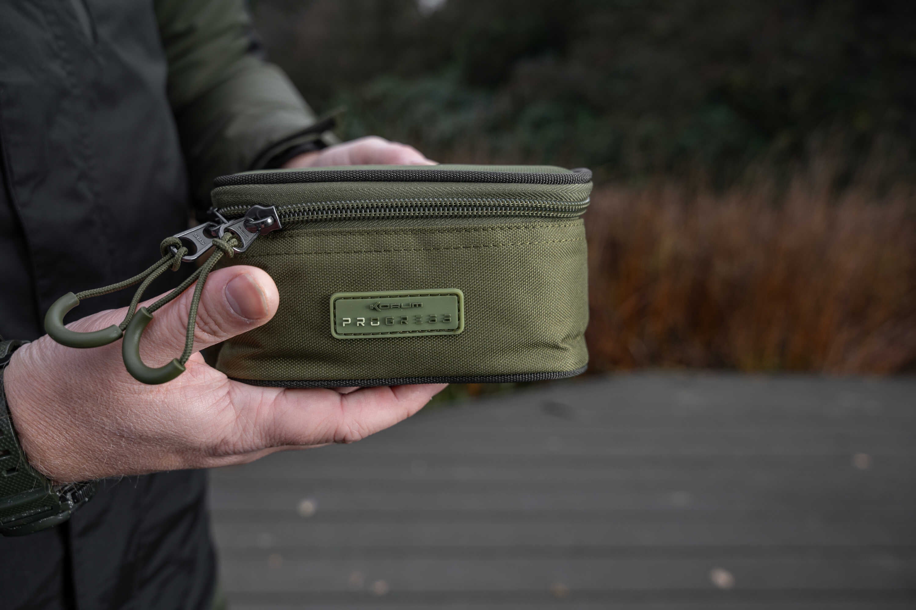 Geanta Accesorii Korum Progress Tackle Pouch, 15x12x8.5cm