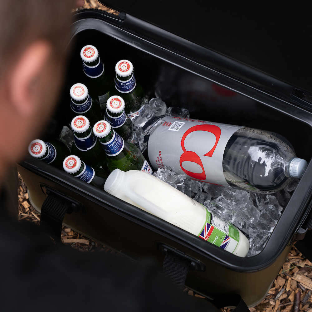 Geanta Avid Carp Stormshield Deluxe Cooler Bag 46x29x29cm