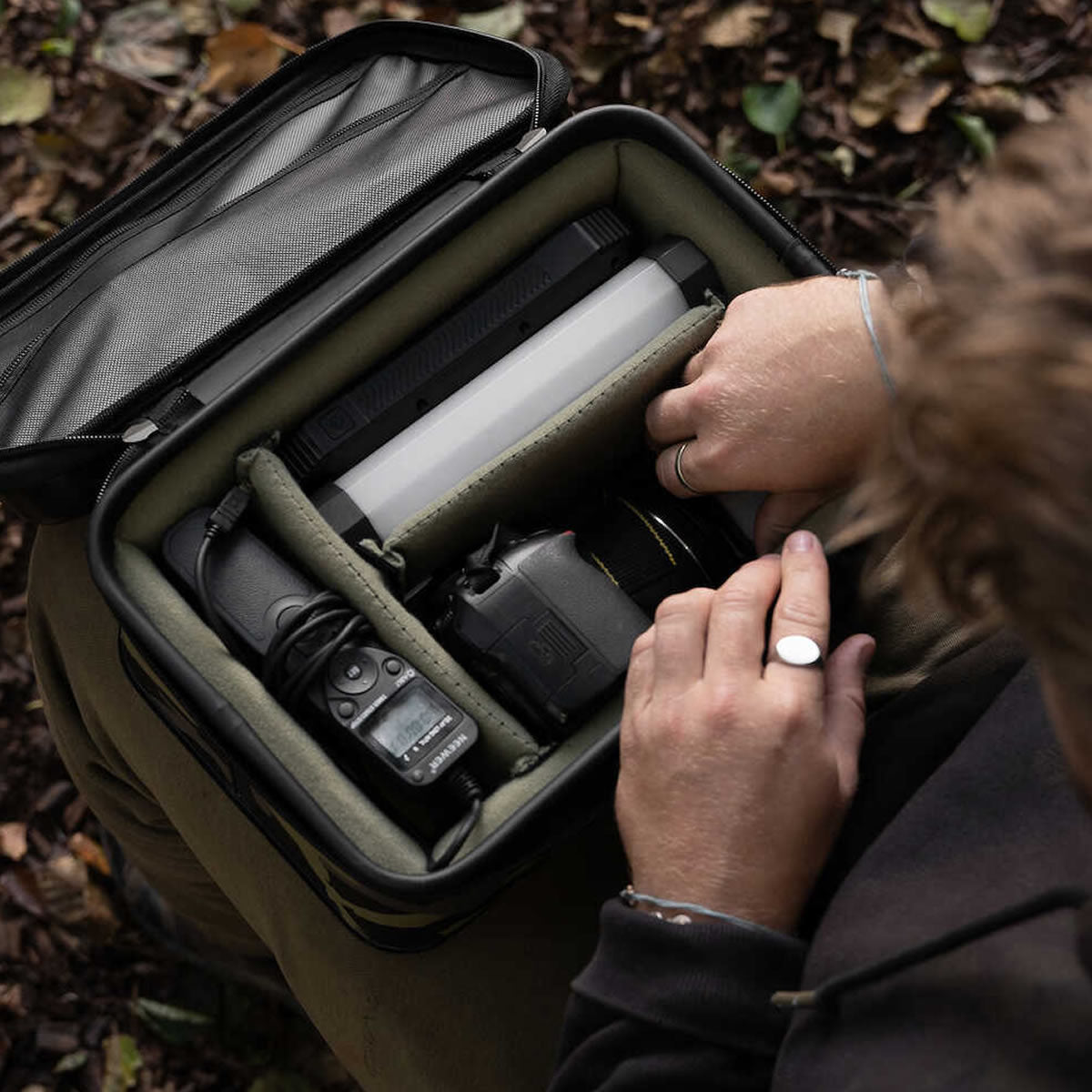 Geanta Avid Carp Stormshield Pro Tech Pack, Marime Standard
