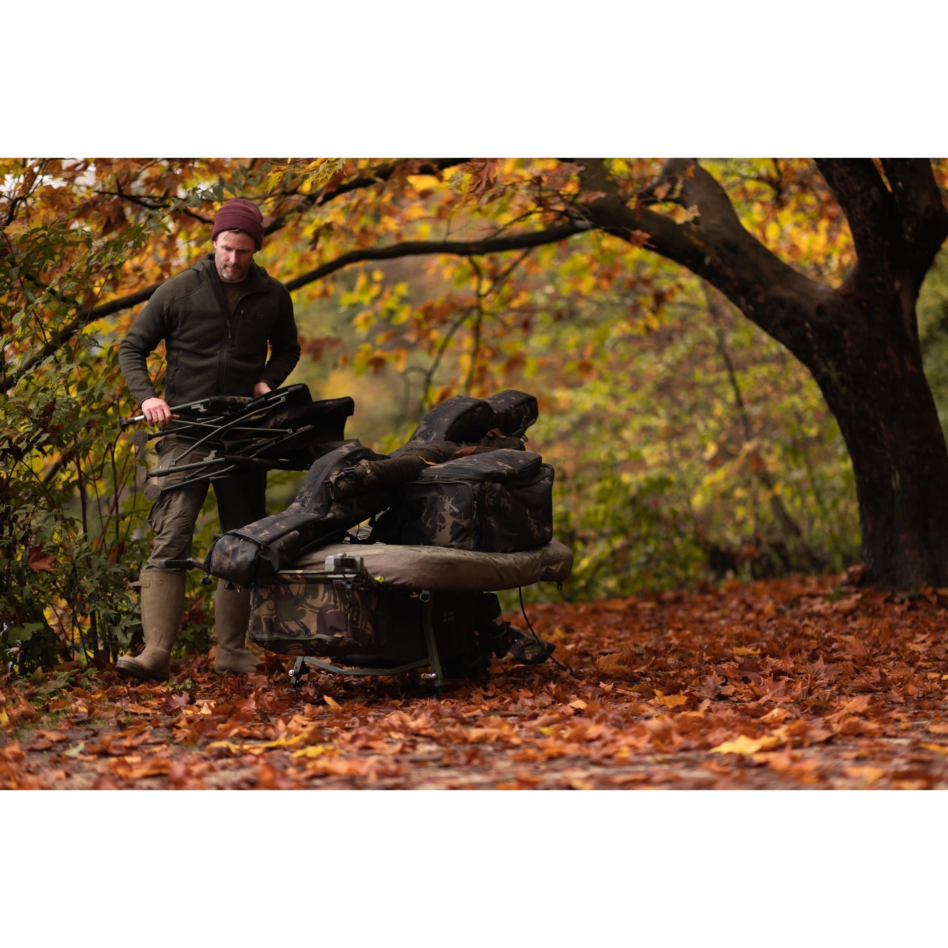 Geanta Buzz Bar KORDA Compac, Large, Dark Kamo, 40x17x8cm