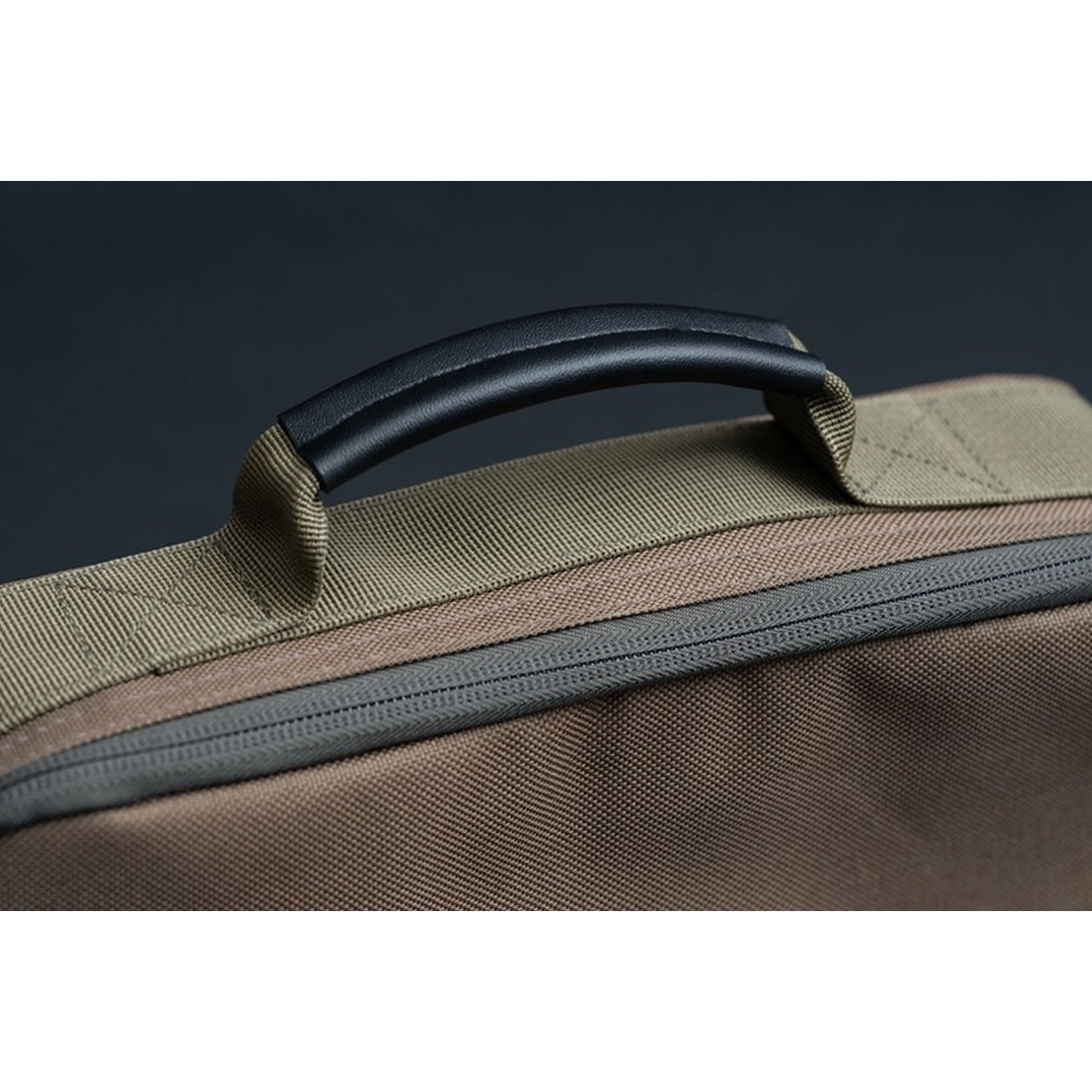 Geanta Buzz Bar KORDA Compac, Medium, 30x17x6cm