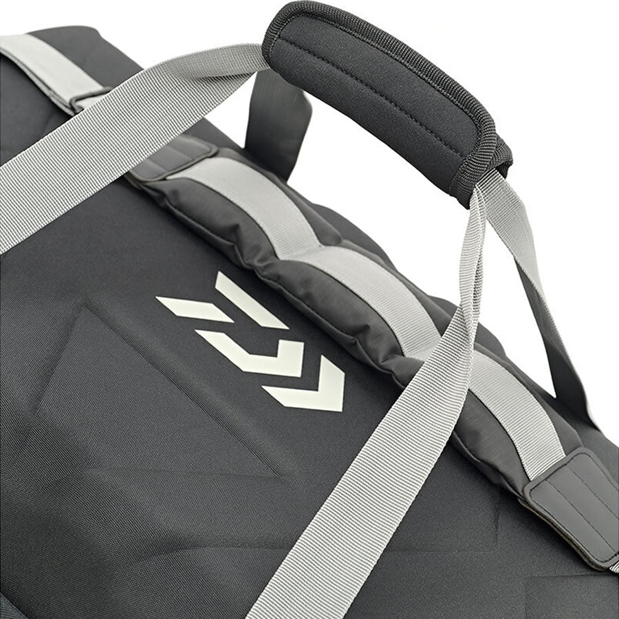 Geanta DAIWA Tournament Carryall 61x35x45cm