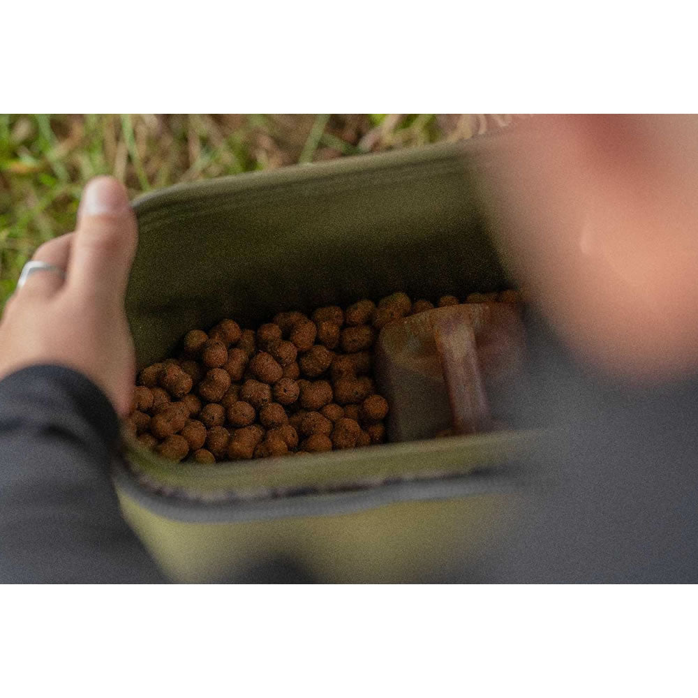 Geanta EVA Avid Carp Stormshield Compact Caddy 27x27x13cm