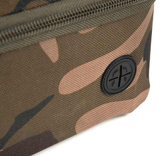 Geanta FOX Gadget Safe Deluxe Camolite, 23.5x31x13cm