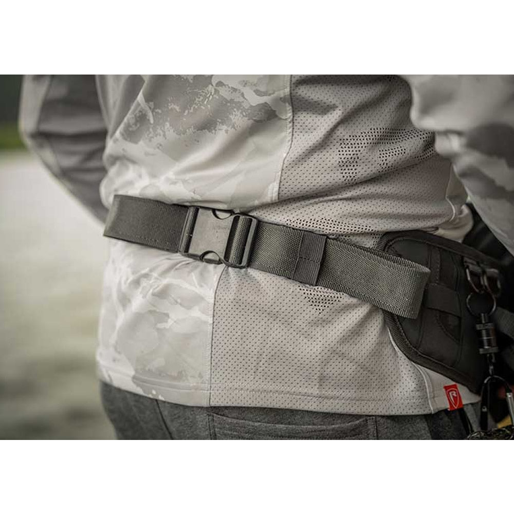 Geanta FOX RAGE Camo Voyager Belt Bag, 68x21x18cm