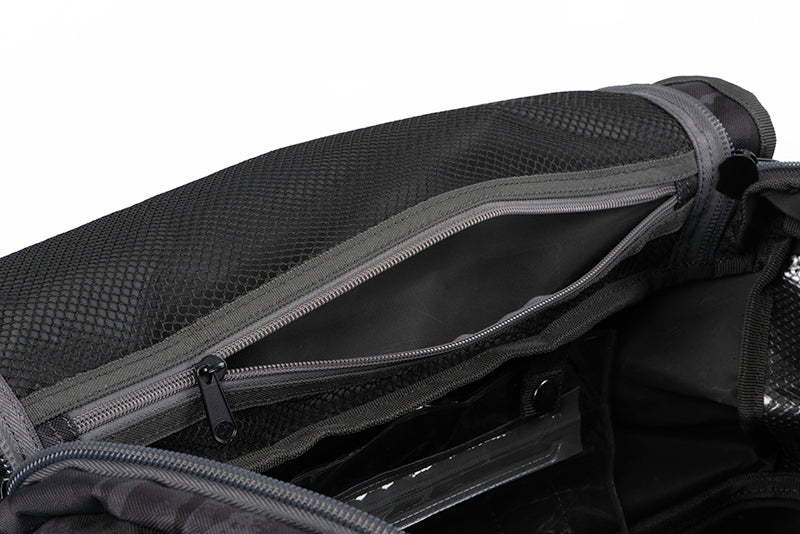 Geanta Fox Rage Voyager Camo Medium Holdall 48x30x28cm