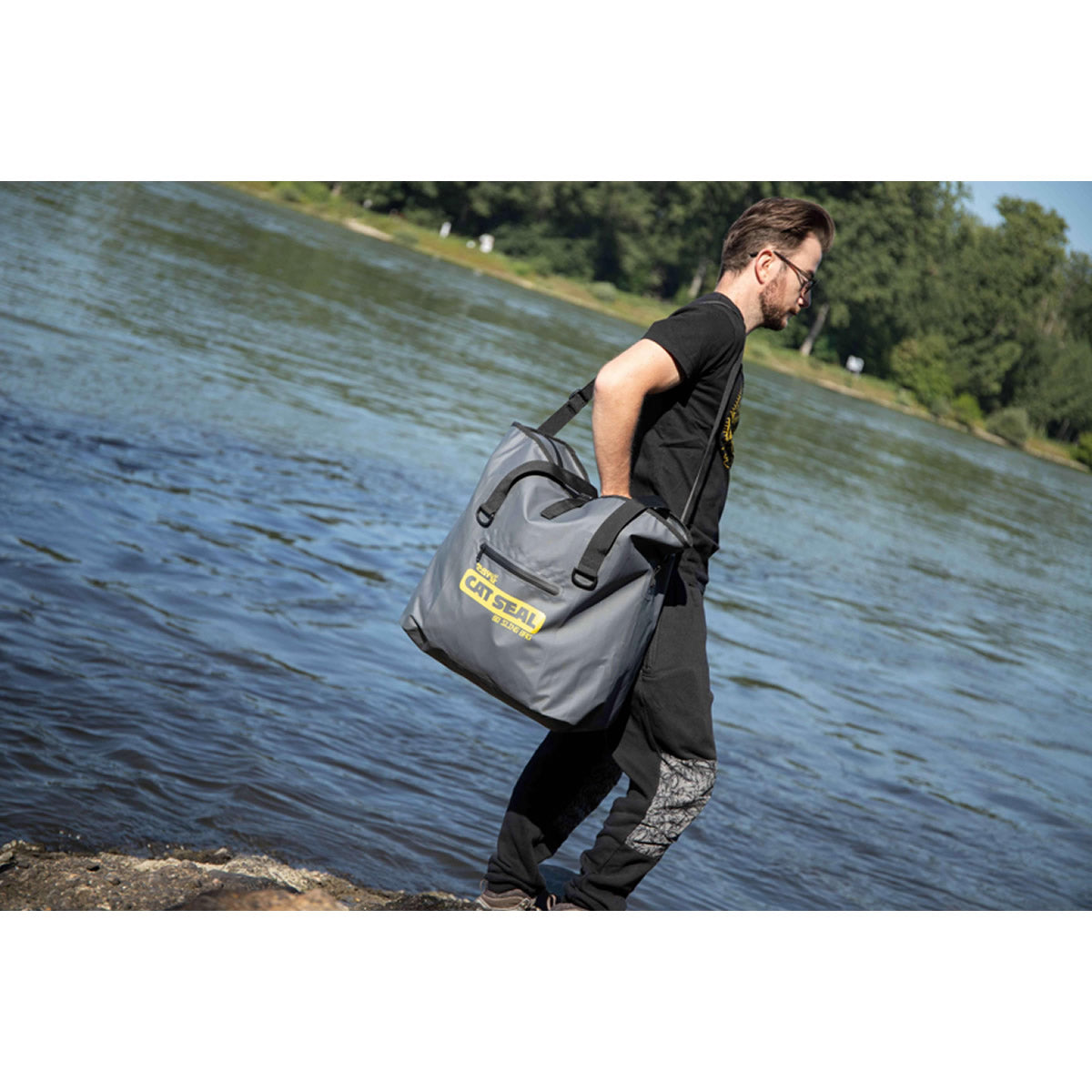 Geanta Impermeabila BLACK CAT Seal Waterproof Sling Bag, 50ltr, 52x50x20cm