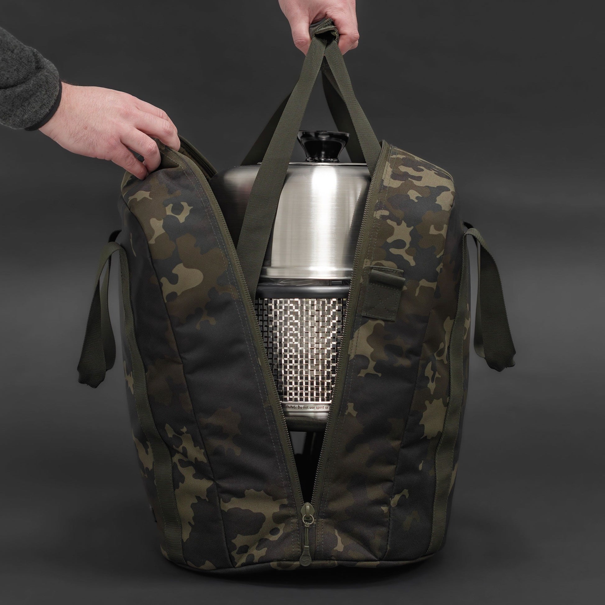 Geanta KORDA Compac Cobb Bag Dark Kamo, 34x45x34cm