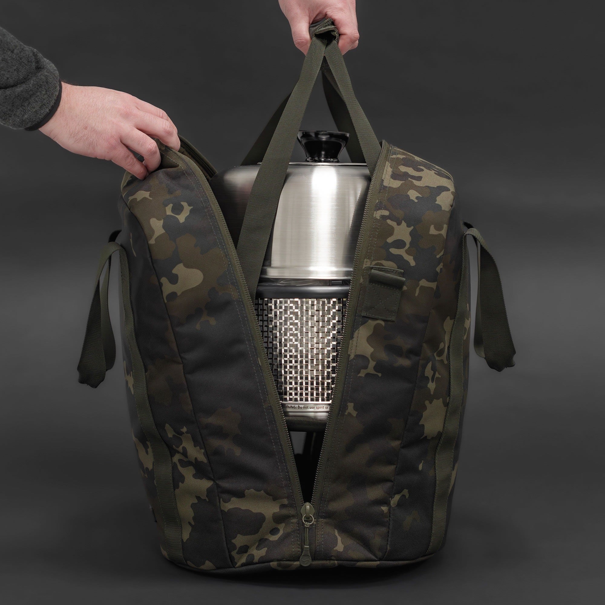 Geanta KORDA Compac Cobb Bag Dark Kamo, 34x45x34cm