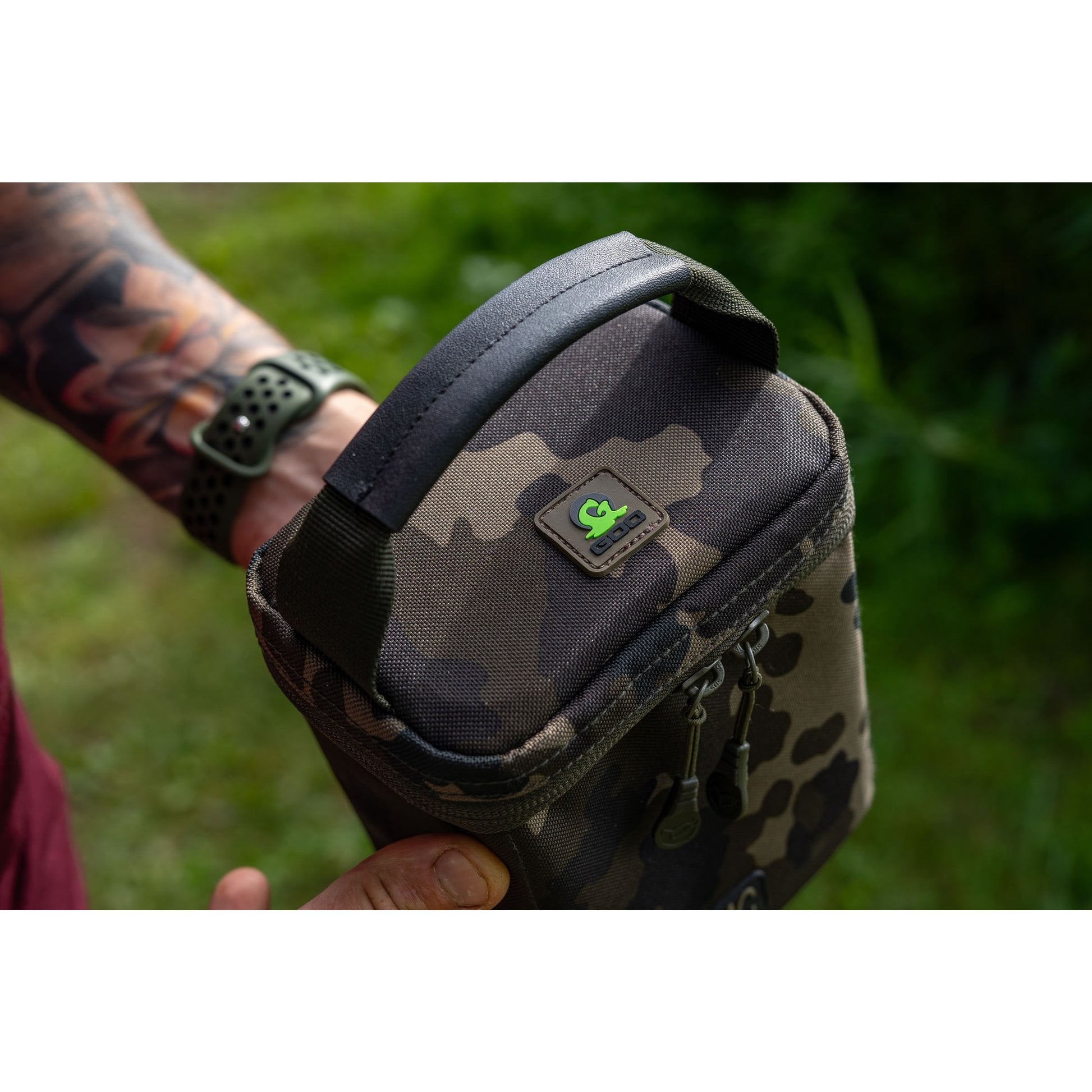 Geanta KORDA Compac Goo Bag Dark Kamo, Large, 17x20x15cm(12Goo)