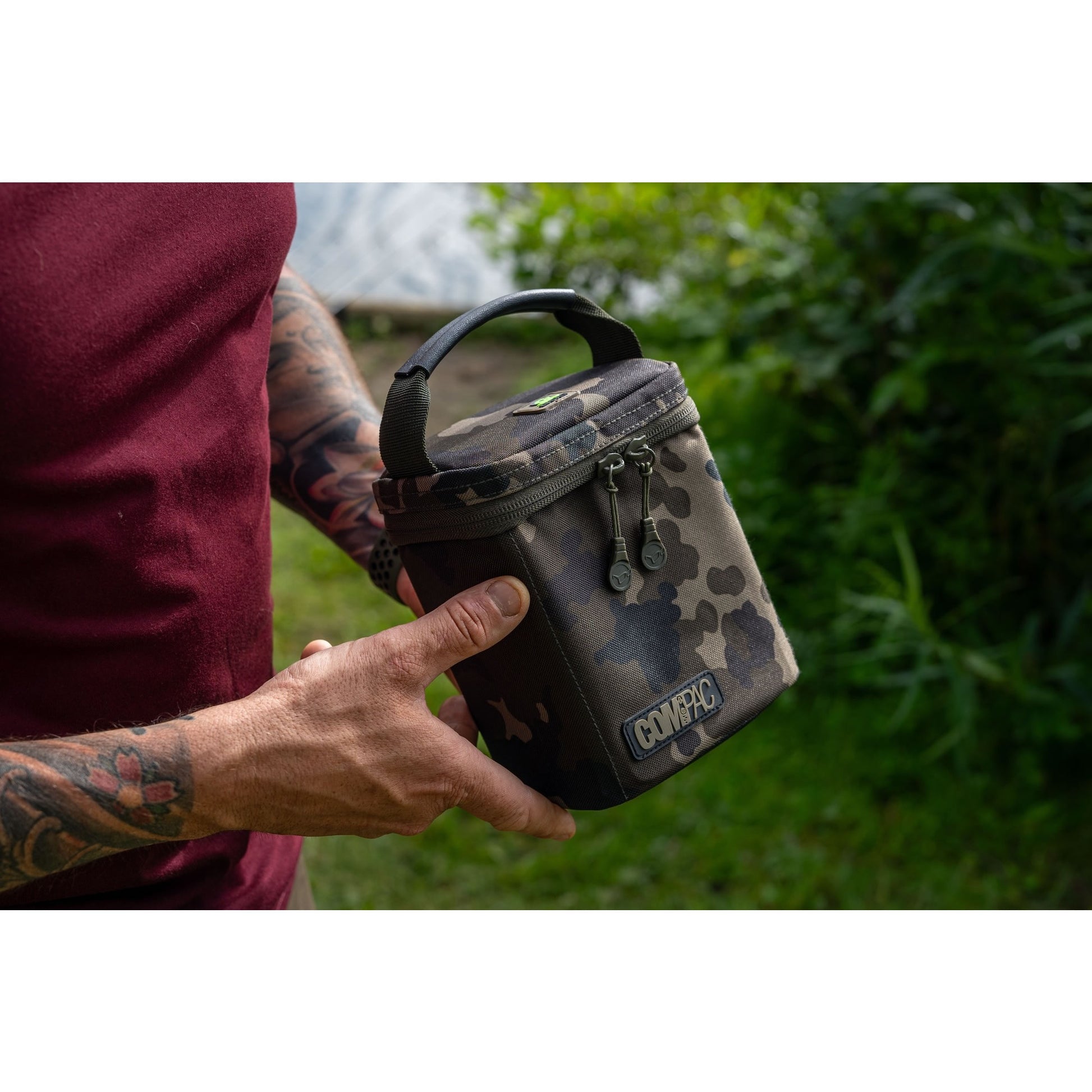 Geanta KORDA Compac Goo Bag Dark Kamo, Small, 17x15x10.5cm(6Goo)