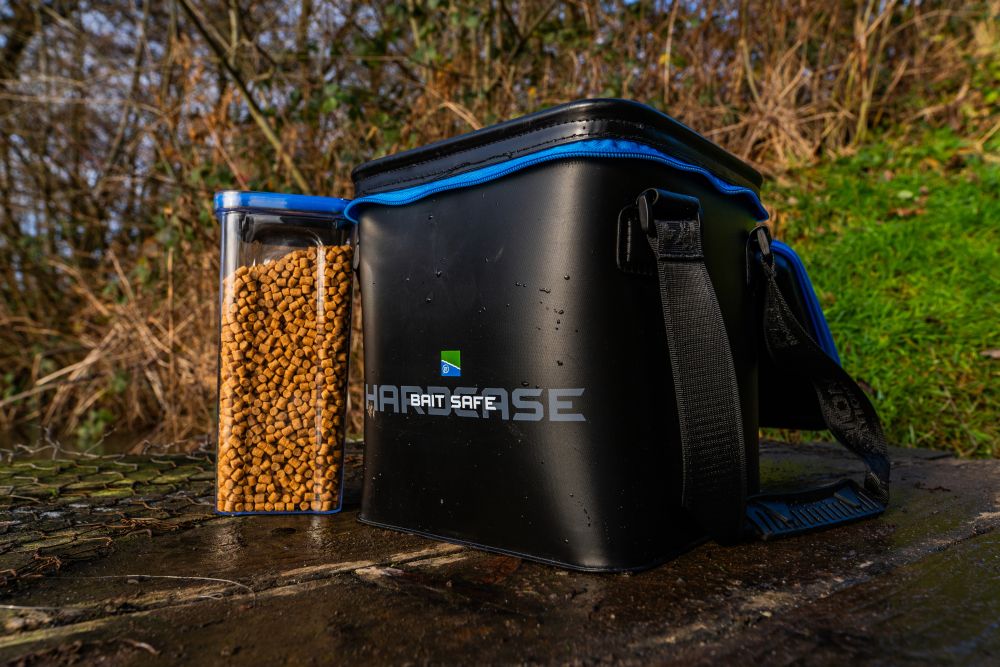Geanta PRESTON Hardcase Bait Safe, 25x25x25cm