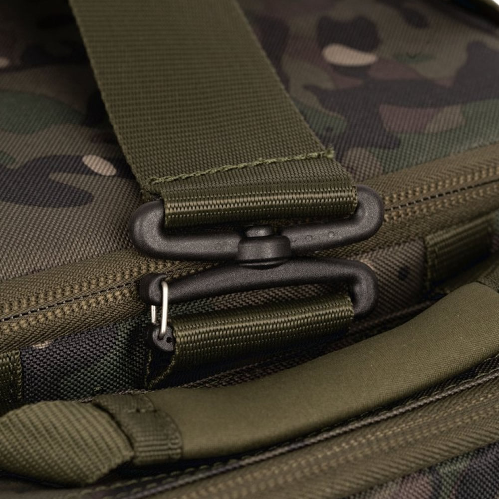 Geanta TRAKKER NXC Camo Pro Carryall Medium, 54x36x25cm
