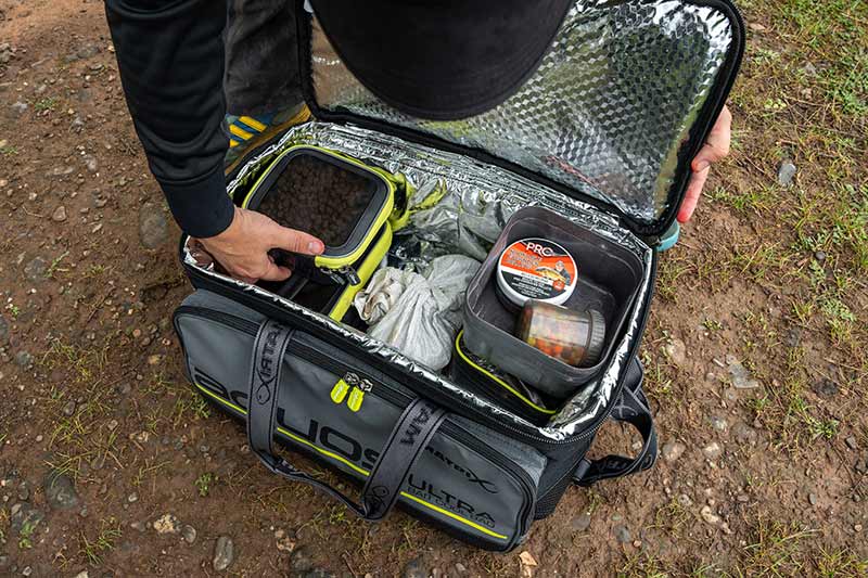 Geanta Termica Matrix Aquos Ultra Bait Cool Bag, 48x32x30cm