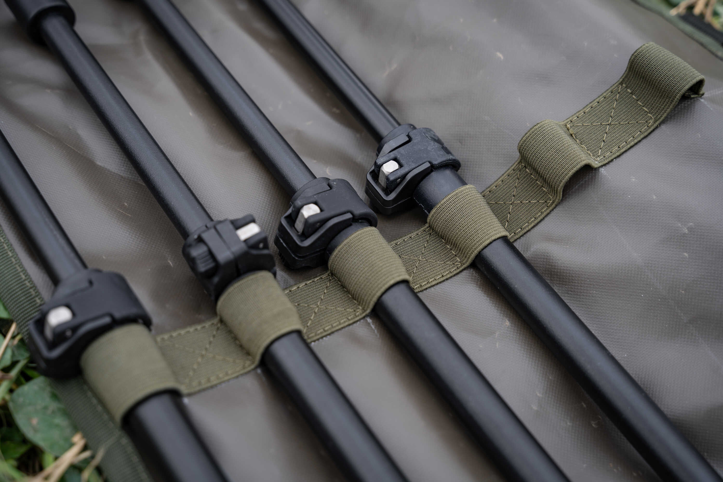 Husa Korum Progress Bankstick Roll, Kaki