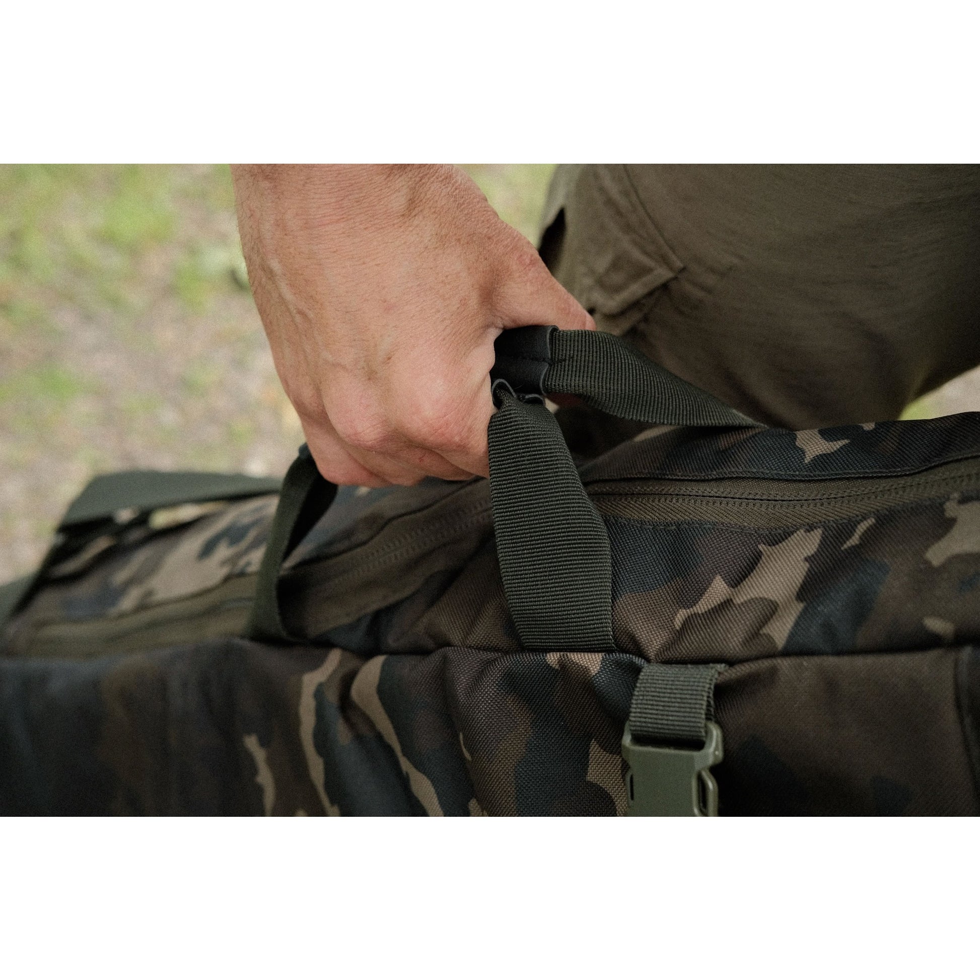 Husa Lansete cu Mulineta KORDA Compac, 3 Lansete, Dark Camo, 10ft/3.00m, 163x30x13cm