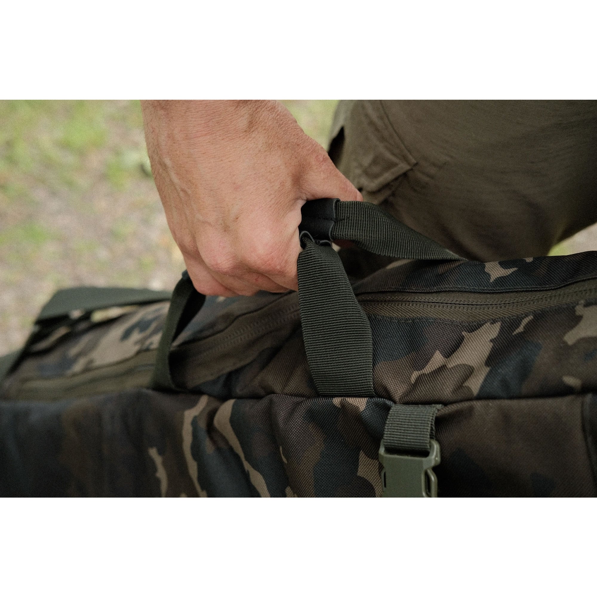 Husa Lansete cu Mulineta KORDA Compac, 3 Lansete, Dark Camo, 12ft/3.60m